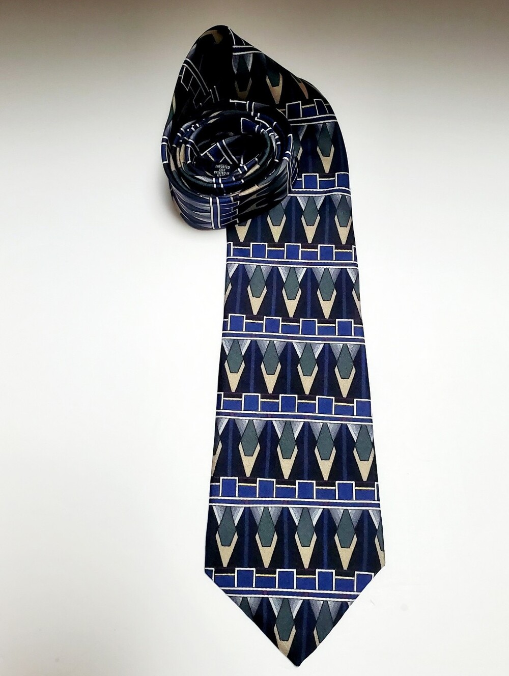 Vintage Arrow 100% Silk Geometric Necktie, featuring a Multi-color Abstract Art